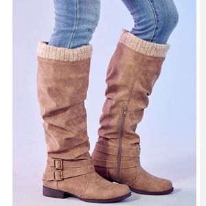Pilar Sweater Cuff Boot